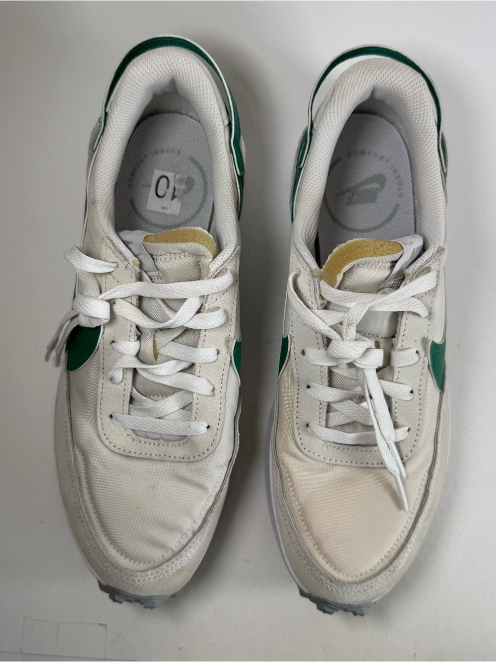 Womens Nike Shoes Waffle Debut Size 10 Off White Ivory Green Sneakers Tennis Run - Picture 4 of 12